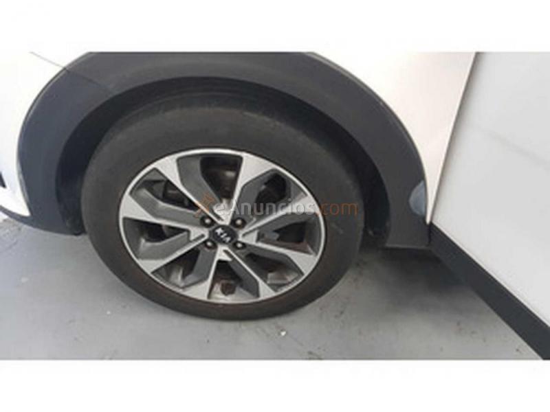 Kia Stonic  1.0 T-GDi Drive 74 kW 