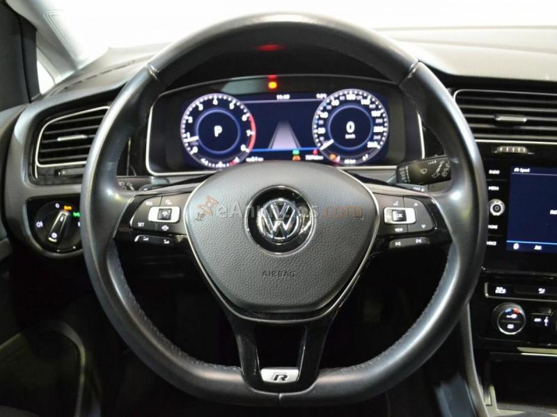 Volkswagen Golf Sport R-Line 1.5 TSI 110kW (150CV) DSG