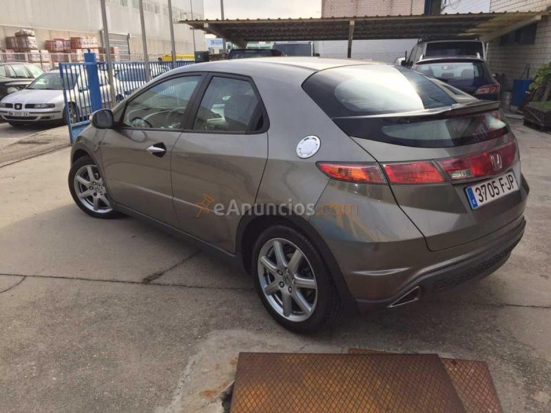 Honda Civic 1.8 iVTEC Sport 5p. 