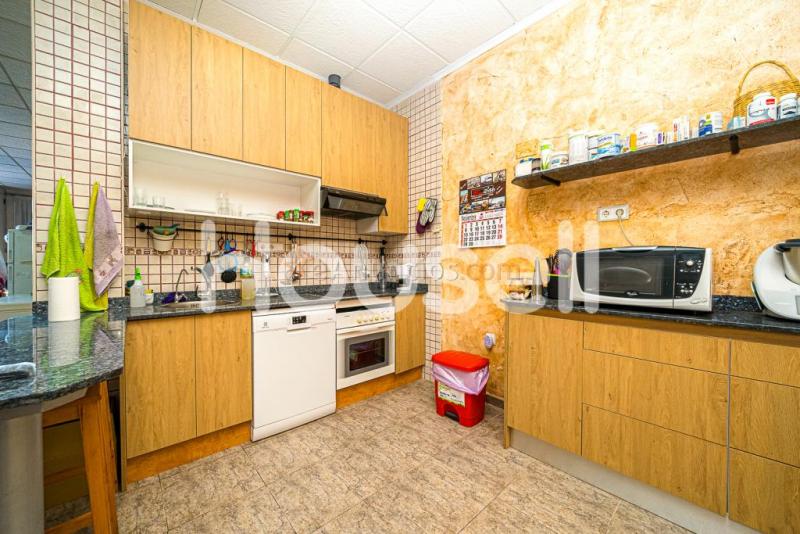 Casa en venta de 260 m en Calle Ayuntamientos Democráticos, 03349 San Isidro (Alacant)