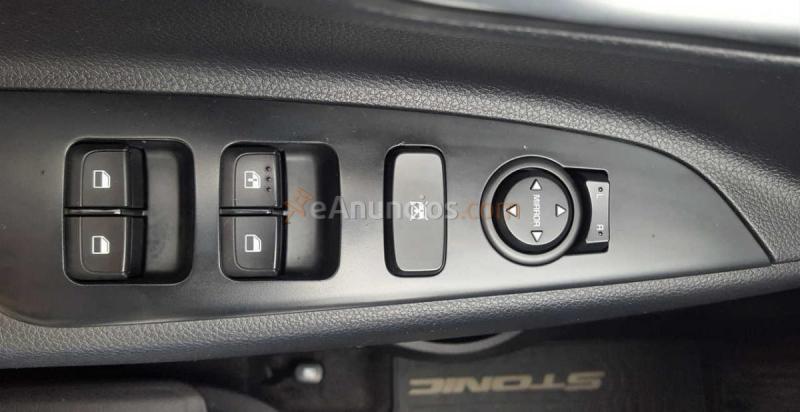 Kia Stonic 1.0 TGDI 74kW 100CV drive 