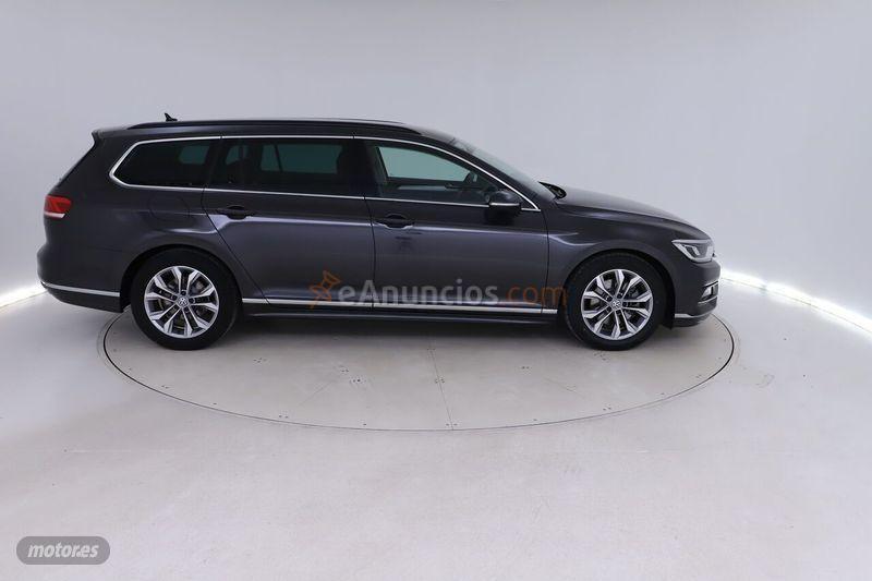Volkswagen Passat Advance 2.0 TDI 110kW 150CV Variant de 2019 con 74.867 Km por 23.599 EUR. en Malaga