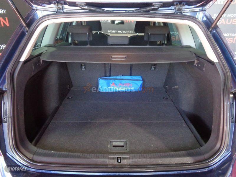 Volkswagen Golf Variant Business 1.6 TDI 110cv BM de 2015 con 194.000 Km por 8.990 EUR. en Madrid
