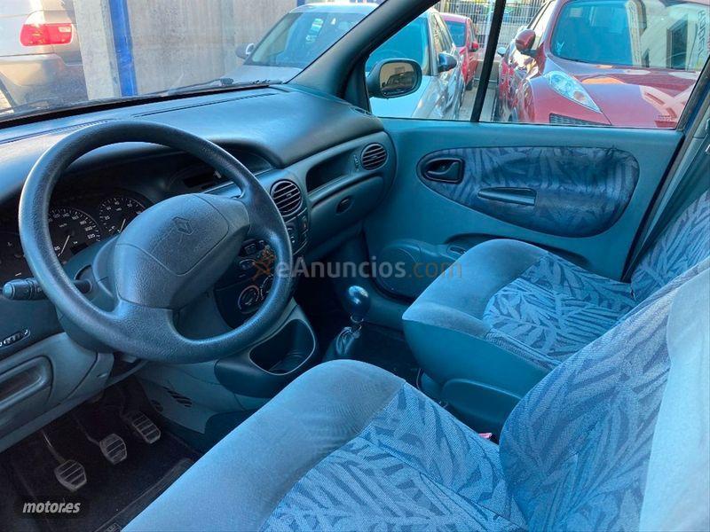 Renault Megane SCENIC KALEIDO 1.6 de 1999 con 114.000 Km por 999 EUR. en Toledo