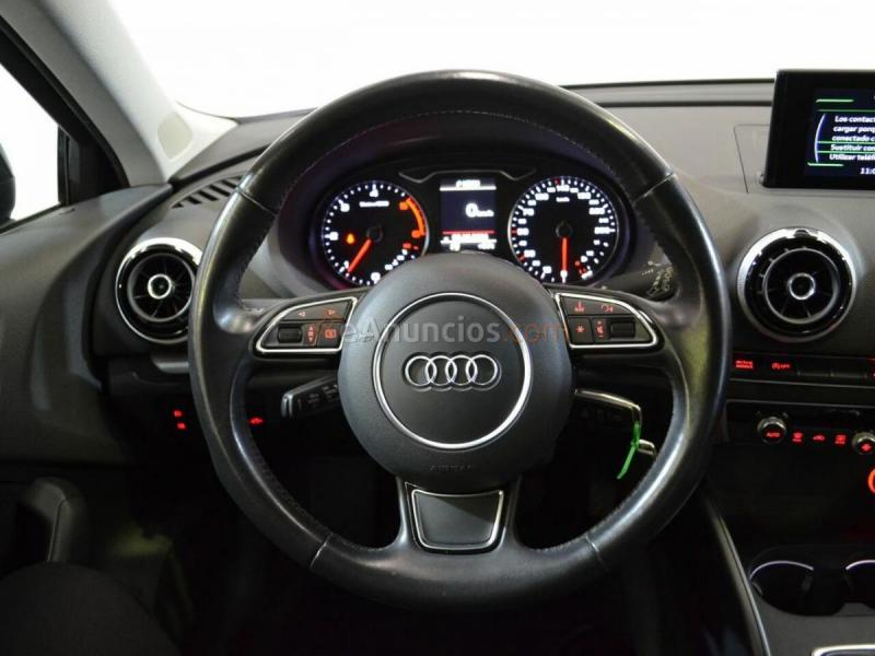 Audi A3 1.6 TDI clean d 110CV S line edition