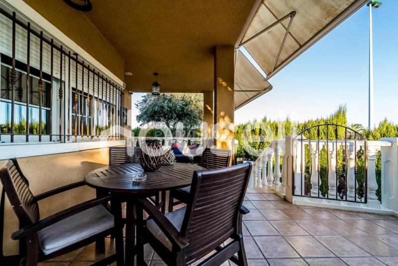 Chalet en venta de 350 m en Avenida de los Balsares (Els Bassars), 03205 ElcheElx (Alacant)