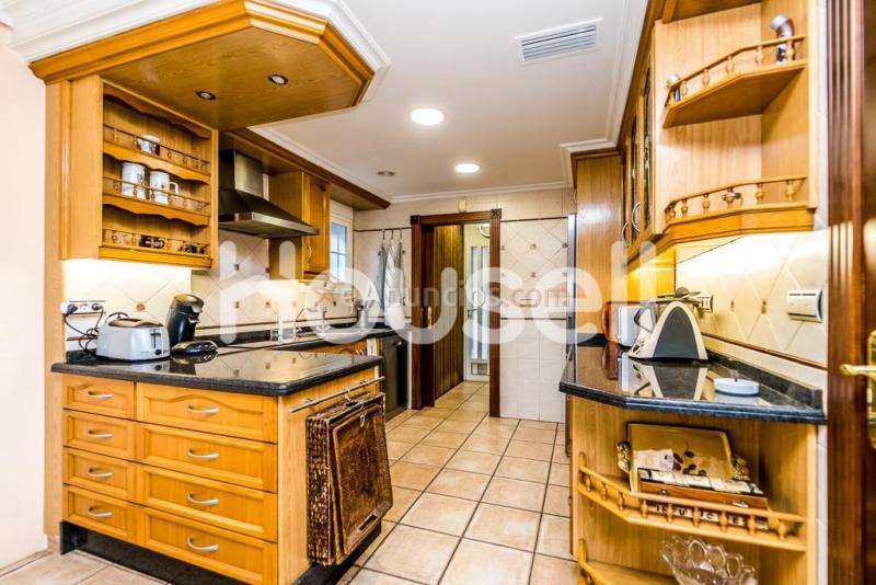 Chalet en venta de 350 m en Avenida de los Balsares (Els Bassars), 03205 ElcheElx (Alacant)