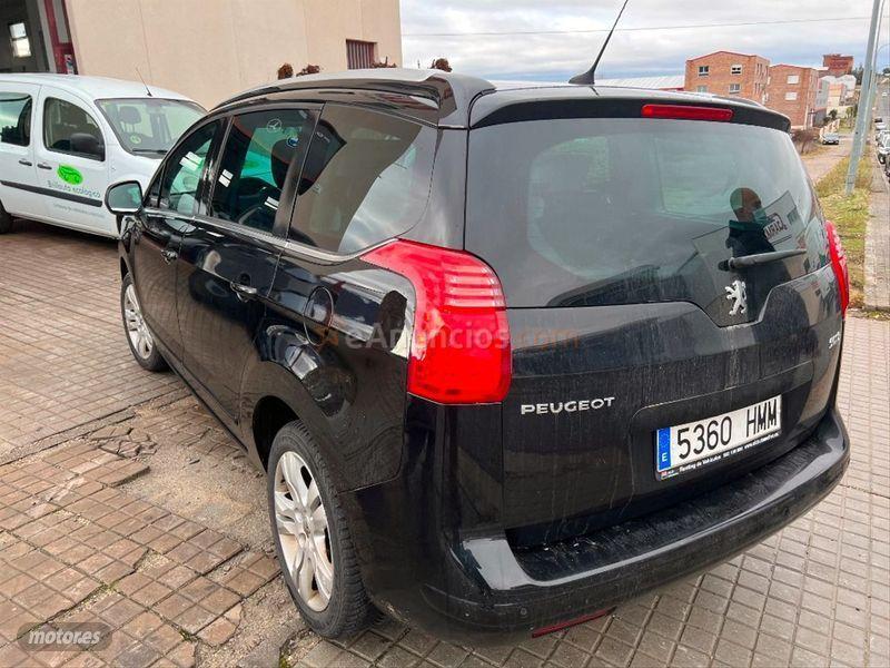 Peugeot 5008 Allure 2.0 HDI 150 FAP de 2012 con 183.000 Km por 8.900 EUR. en Segovia