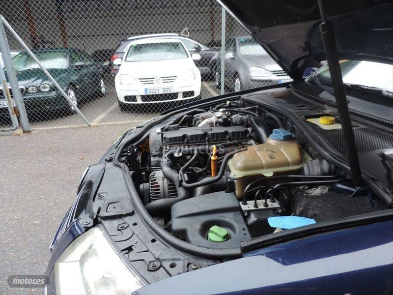 Volkswagen Passat Variant 1.9 TDi Edition 130CV de 2002 con 385.000 Km por 1.500 EUR. en Badajoz