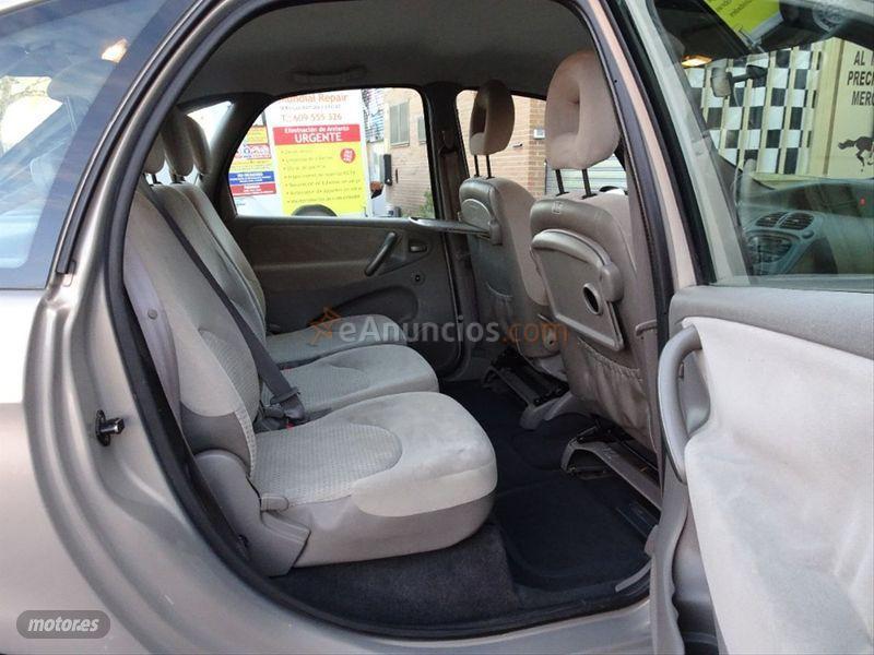 Citroen Xsara Picasso 1.8 16v Exclusive de 2002 con 131.000 Km por 2.700 EUR. en Madrid