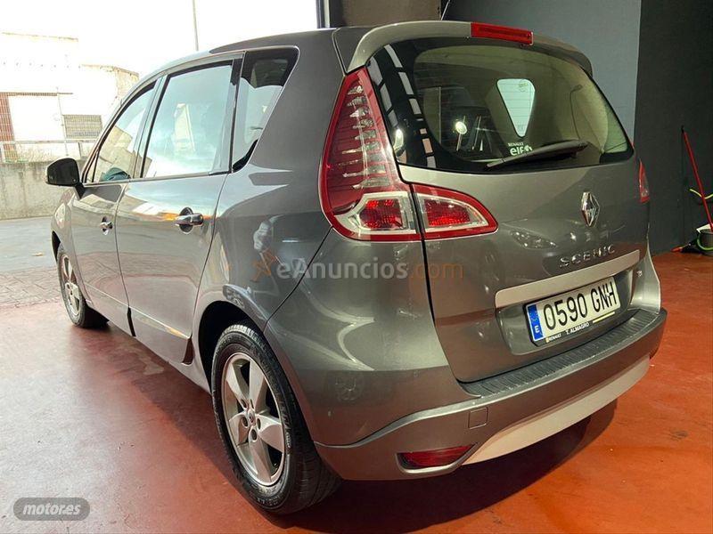 Renault Scenic Dynamique TCE 130cv de 2010 con 210.000 Km por 5.990 EUR. en Madrid