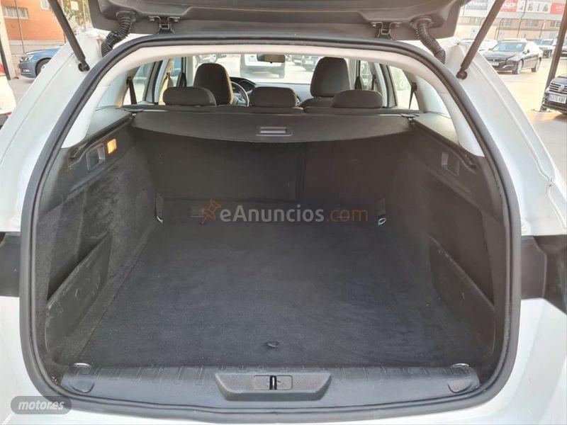 Peugeot 308 SW Access 1.6 BlueHDI 100 de 2016 con 155.237 Km por 8.100 EUR. en Cadiz