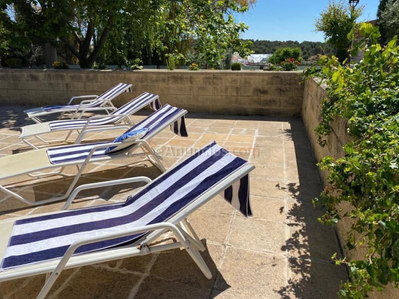 CHALET DE LUJO EN CR. DE MADRID EN PERFECTO ESTADO