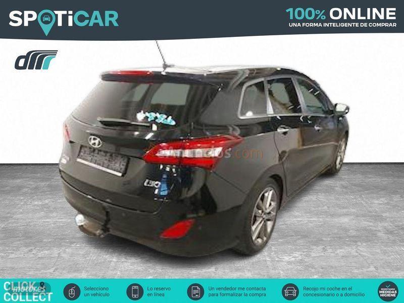 Hyundai i30 CW 1.6 CRDi 81kW 110CV BDrive Go Plus de 2017 con 150.914 Km por 12.600 EUR. en A Coruna