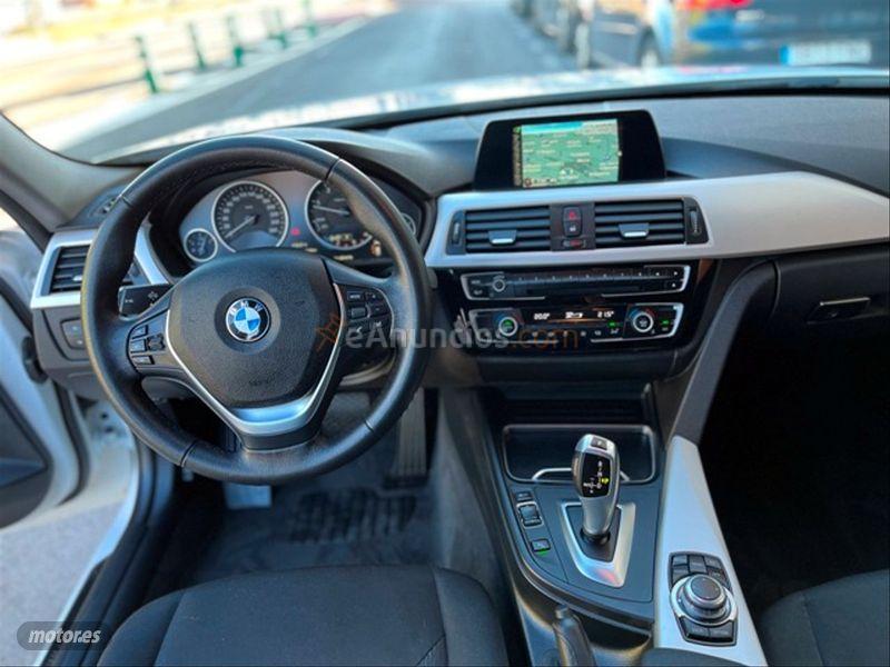 BMW Serie 3 318d Touring de 2018 con 59.990 Km por 25.799 EUR. en Murcia