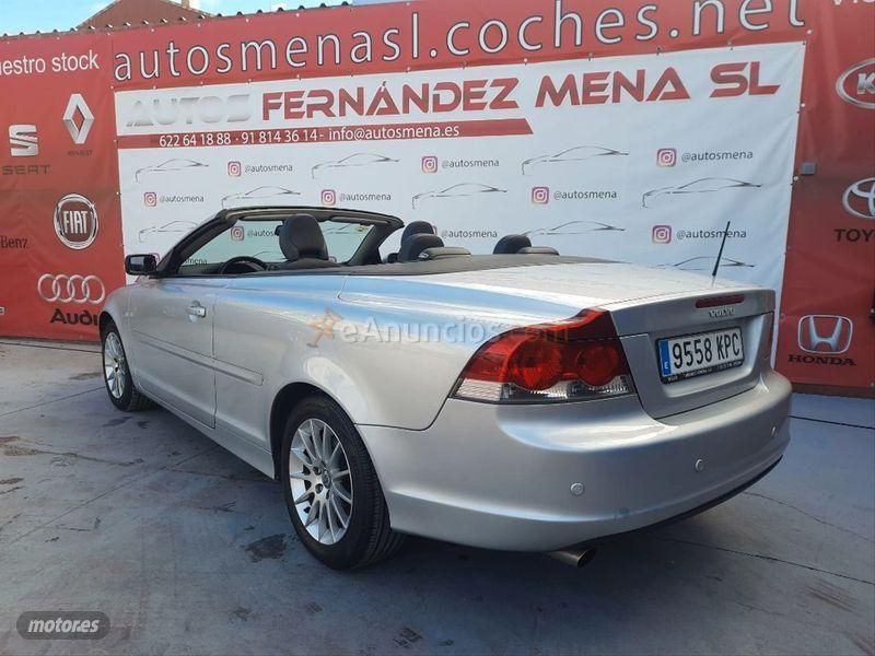 Volvo C 70 D5 Momentum de 2007 con 185.000 Km por 6.300 EUR. en Madrid