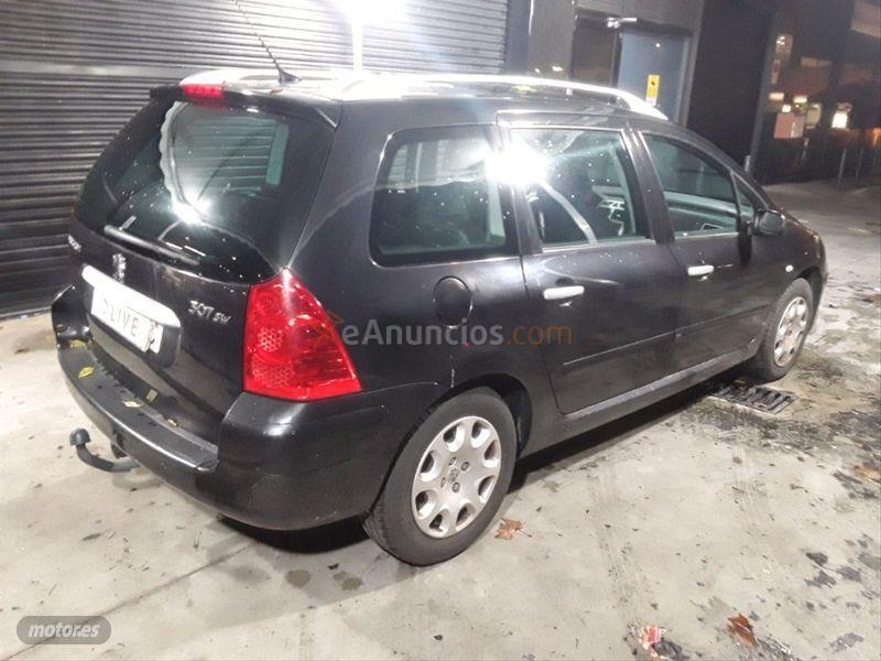 Peugeot 307 SW 1.6 de 2006 con 98.977 Km por 5.350 EUR. en Tarragona