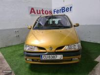 Renault Megane SCENIC RT 1.6 16V de 2000 con 150.000 Km por 1.400 EUR. en Salamanca