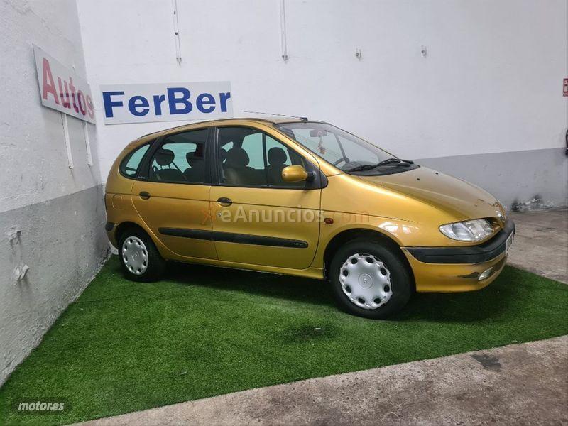 Renault Megane SCENIC RT 1.6 16V de 2000 con 150.000 Km por 1.400 EUR. en Salamanca
