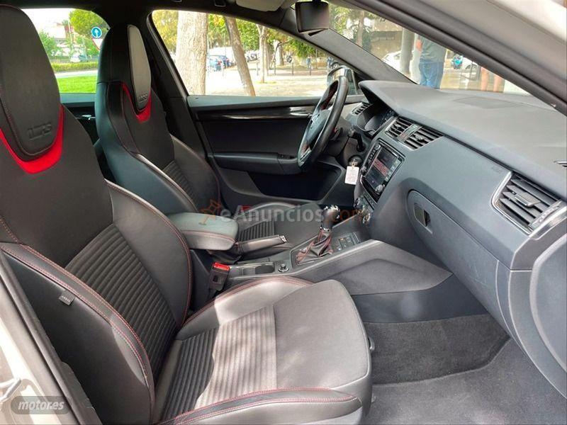 Skoda Octavia Combi 2.0 TDI CR 184cv DSG RS de 2016 con 199.999 Km por 16.590 EUR. en Barcelona