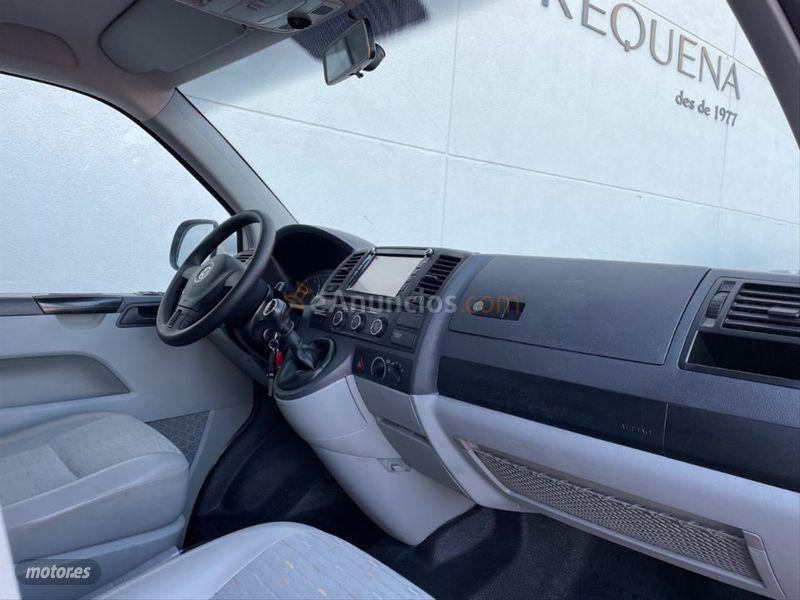 Volkswagen Transporter Kombi Corto T.Normal 2.0 TDI 140cv 2.8T de 2010 con 230.000 Km por 16.850 EUR. en Barcelona