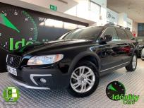 Volvo XC 70 2.0 D4 Momentum de 2015 con 167.000 Km por 17.990 EUR. en Madrid
