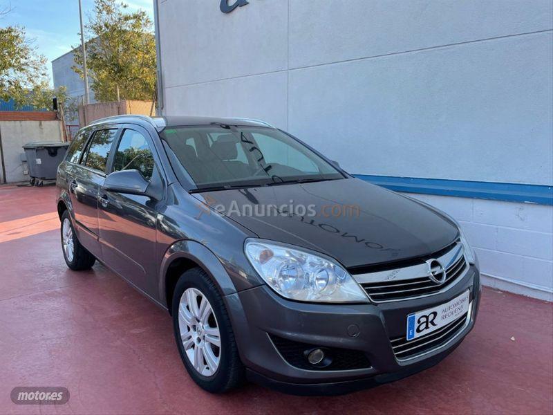 Opel Astra 1.7 CDTi ecoE Edition SW de 2010 con 130.000 Km por 5.850 EUR. en Barcelona