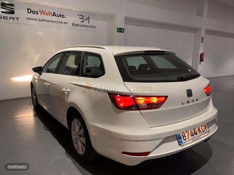 Seat Leon ST 1.6 TDI 85kW 115CV StSp Style de 2017 con 142.990 Km por 10.900 EUR. en Cadiz