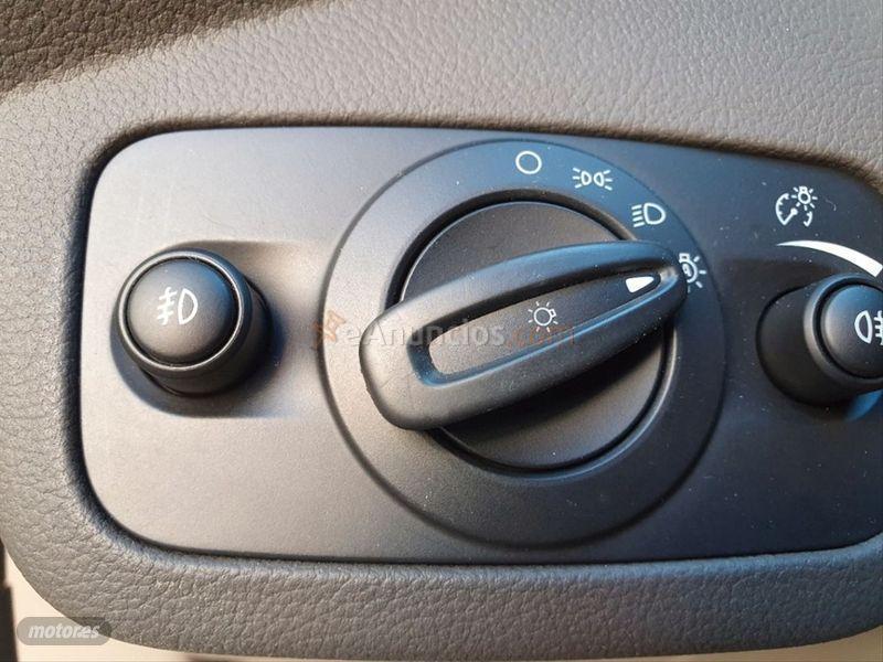 Ford C-Max 1.0 EcoBoost 92kW 125CV Titanium de 2018 con 53.000 Km por 16.900 EUR. en Madrid