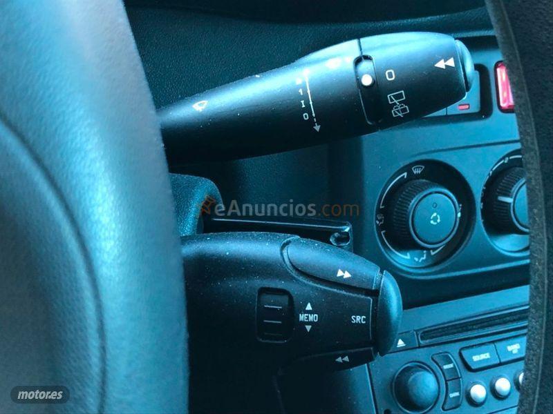 Citroen C3 Picasso VTi 95cv Tonic de 2014 con 75.000 Km por 9.700 EUR. en Barcelona