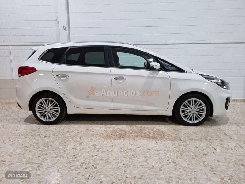 Kia Carens 1.7 CRDi VGT 104kW 141CV Drive EcoDyn de 2018 con 80.000 Km por 15.300 EUR. en Sevilla