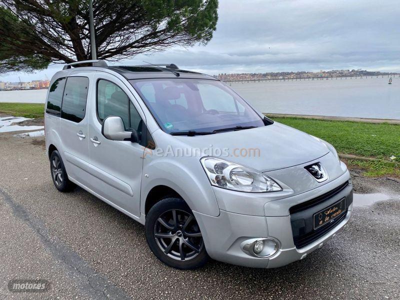 Peugeot Partner Tepee Premium 1.6 HDi 110cv FAP de 2010 con 115.000 Km por 9.750 EUR. en Valladolid