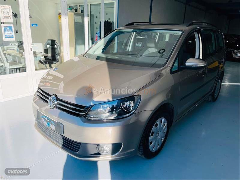 Volkswagen Touran 1.6 TDI 105cv Business de 2014 con 156.535 Km por 13.990 EUR. en Alicante