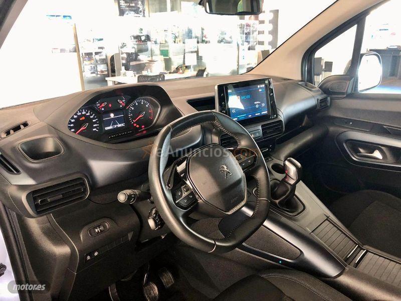 Peugeot Rifter Allure Standard BlueHDi 73kW SS de 2019 con 29.824 Km por 24.900 EUR. en Barcelona