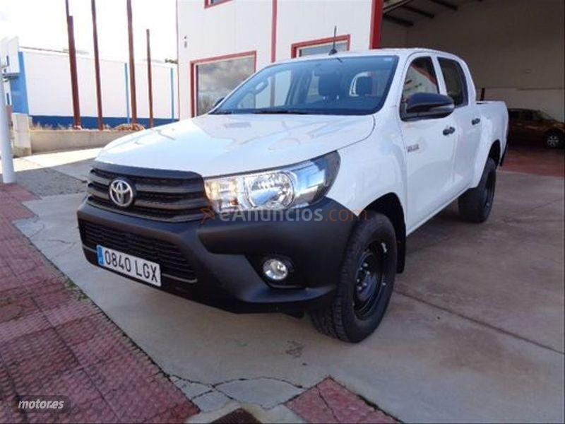 Toyota Hilux 2.4 D4D Cabina Doble GX de 2020 con 29.530 Km por 26.990 EUR. en Jaen