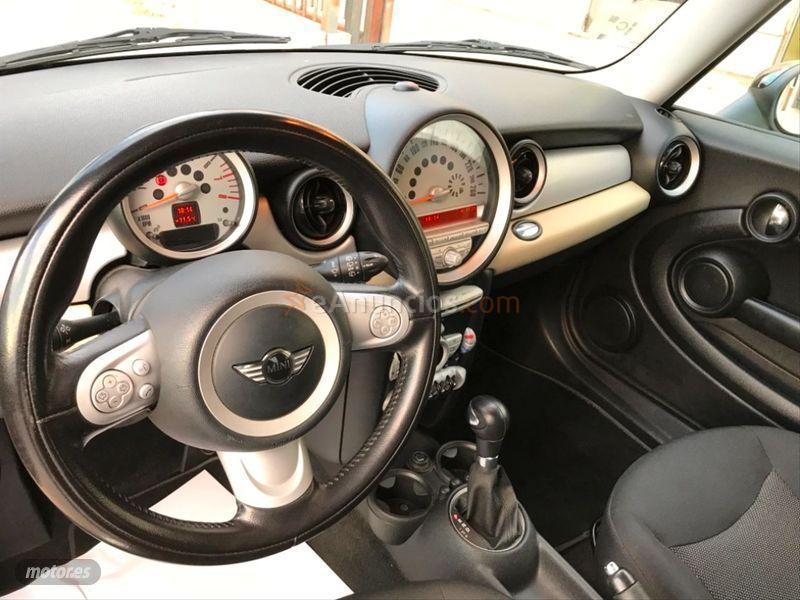 Mini Cooper Cooper Clubman de 2010 con 130.000 Km por 8.900 EUR. en Salamanca