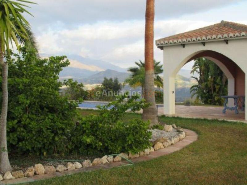 Casa-Chalet en Venta en Salobreña Granada