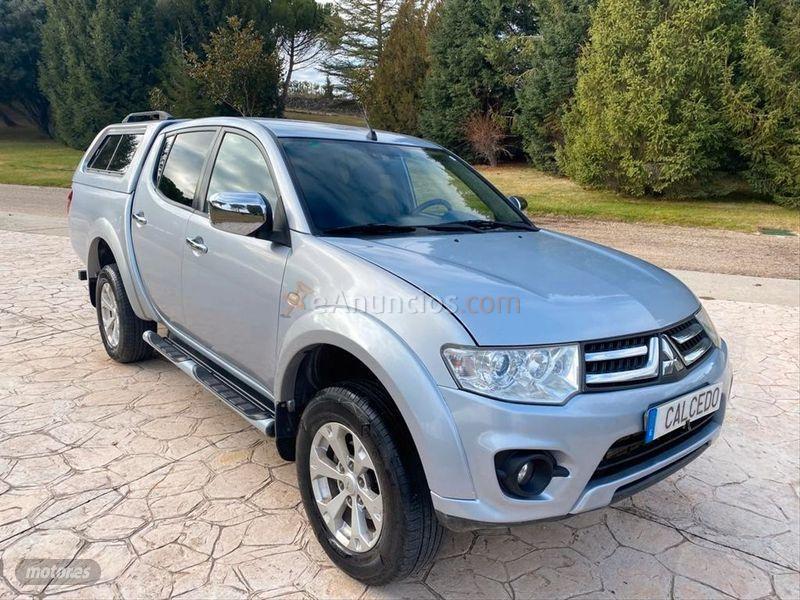 Mitsubishi L 200 2.5 DID Double Cab Motion de 2015 con 148.000 Km por 19.999 EUR. en Madrid