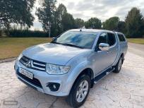 Mitsubishi L 200 2.5 DID Double Cab Motion de 2015 con 148.000 Km por 19.999 EUR. en Madrid