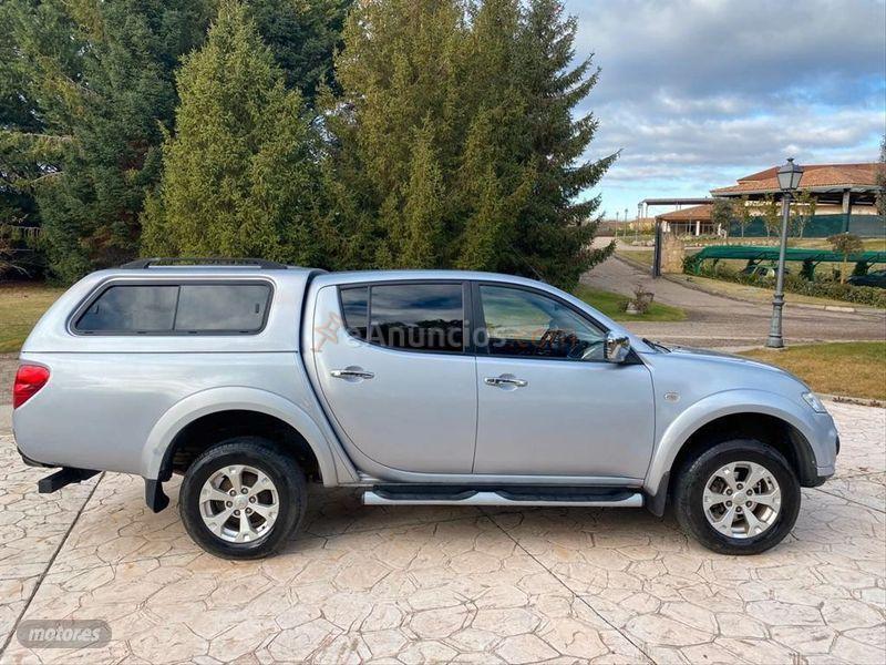 Mitsubishi L 200 2.5 DID Double Cab Motion de 2015 con 148.000 Km por 19.999 EUR. en Madrid
