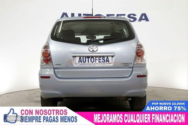Toyota Corolla Verso 1.8 VVTi Luna de 2006 con 135.290 Km por 5.450 EUR. en Madrid