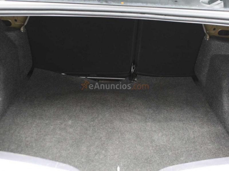 CITROEN C-ELYSEE 1.2 PURETECH SHINE 4P-