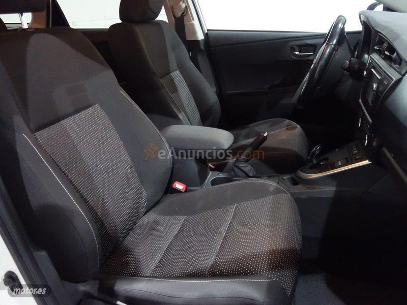 Toyota Auris 1.8 140H Active Touring Sports de 2016 con 111.610 Km por 13.500 EUR. en Madrid