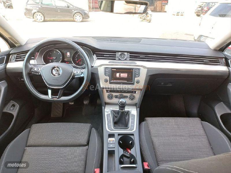Volkswagen Passat Variant Advance 2.0 TDI 150CV BMT de 2016 con 98.474 Km por 16.000 EUR. en Granada