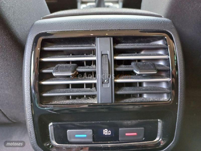 Volkswagen Passat Variant Advance 2.0 TDI 150CV BMT de 2016 con 98.474 Km por 16.000 EUR. en Granada