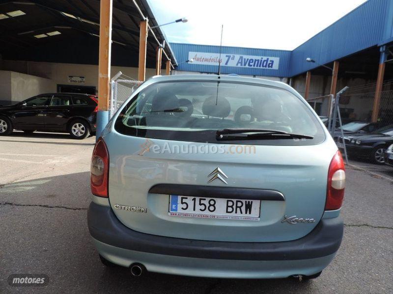 Citroen Xsara Picasso 2.0 HDI de 2002 con 233.000 Km por 2.200 EUR. en Badajoz