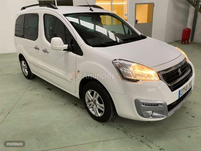 Peugeot Partner TEPEE Style 1.6 BlueHDi 100 de 2016 con 103.000 Km por 16.700 EUR. en Lugo