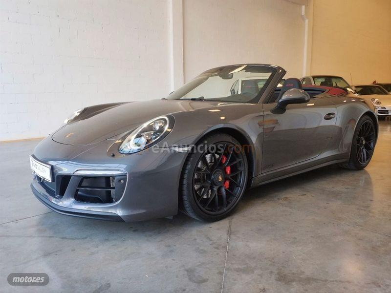 Porsche 911 Carrera 4 GTS Cabriolet de 2019 con 29.000 Km por 136.900 EUR. en Madrid