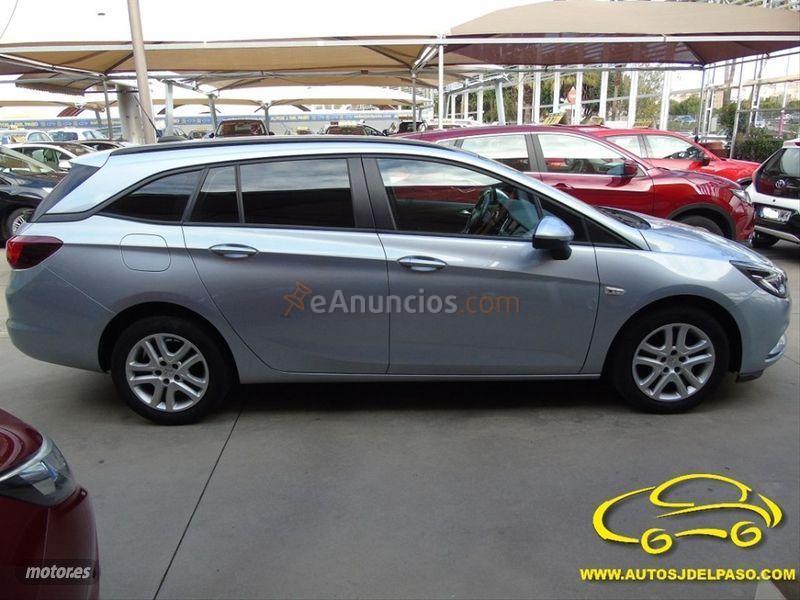 Opel Astra 1.6 CDTi 81kW 110CV Selective ST de 2017 con 91.038 Km por 11.200 EUR. en Malaga