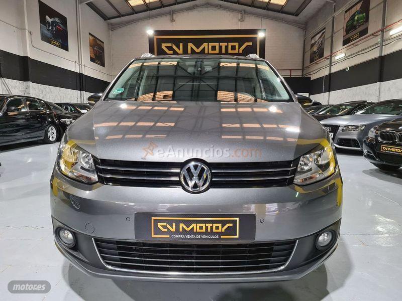Volkswagen Touran 1.6 TDI 105cv Advance de 2012 con 135.000 Km por 14.900 EUR. en Malaga